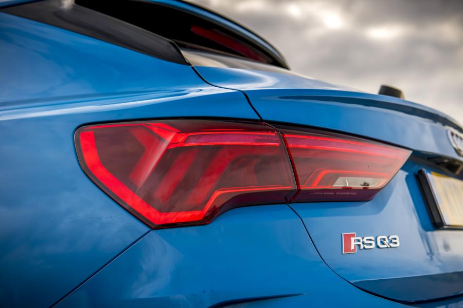 Детали экстерьера Audi RS Q3 Sportback 2019 года  (UK) (фото 30 из 71)